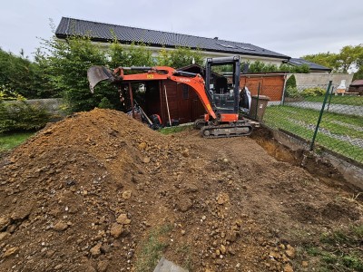 Realizace drenáže rodinného domu Realizace drenáže rodinného domu